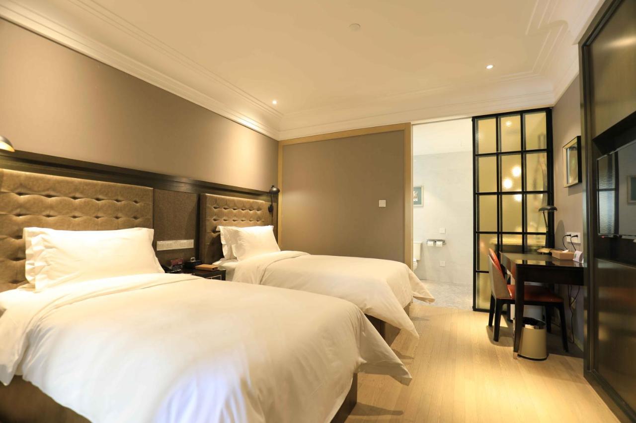 Jinjiang Metropolo Hotel Classic Nanjing Road Шанхай Екстериор снимка