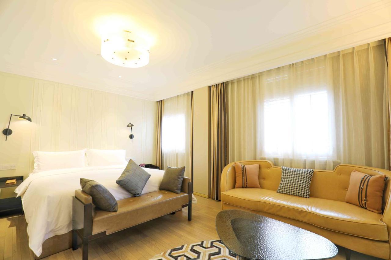 Jinjiang Metropolo Hotel Classic Nanjing Road Шанхай Екстериор снимка