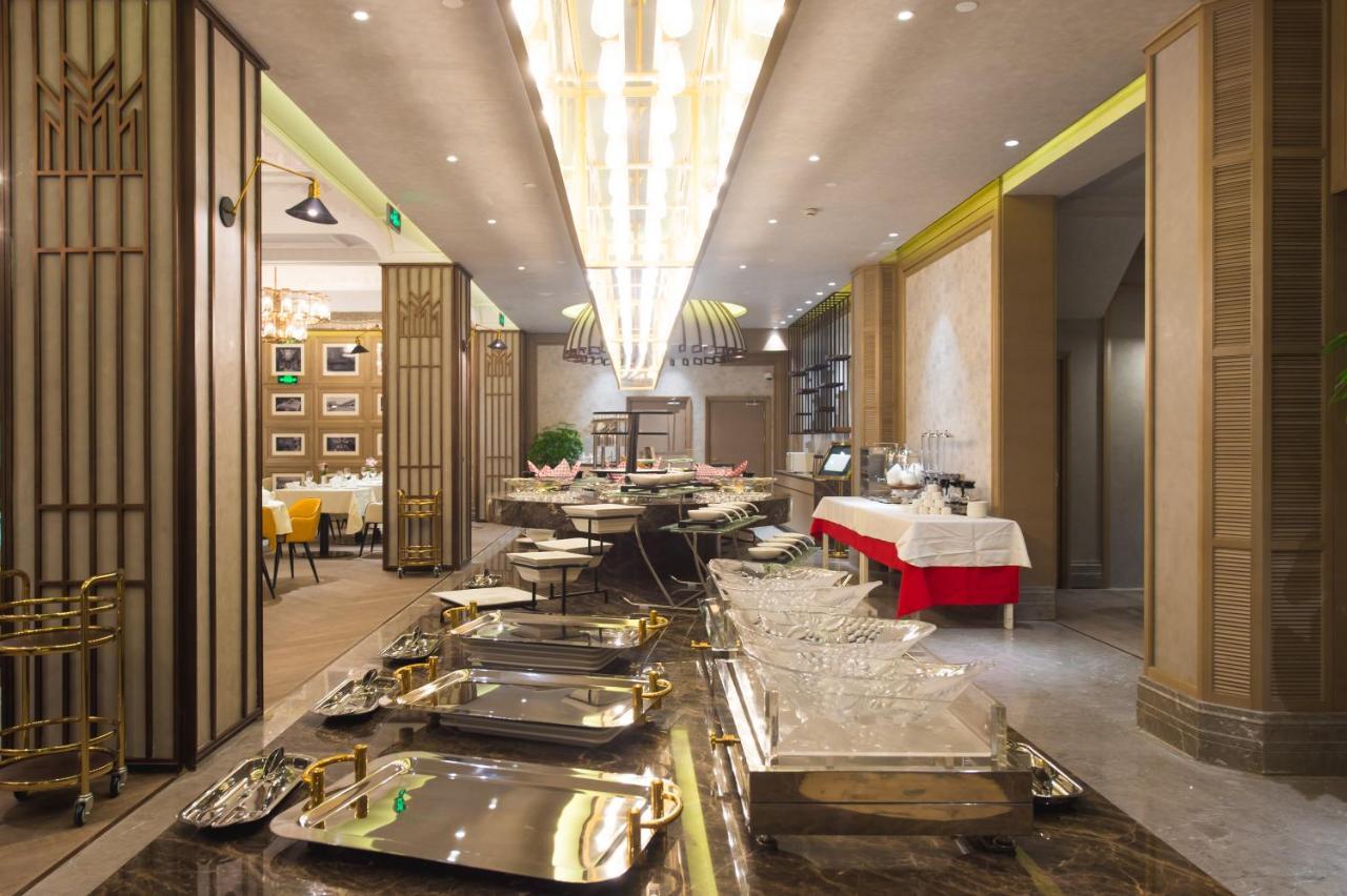 Jinjiang Metropolo Hotel Classic Nanjing Road Шанхай Екстериор снимка