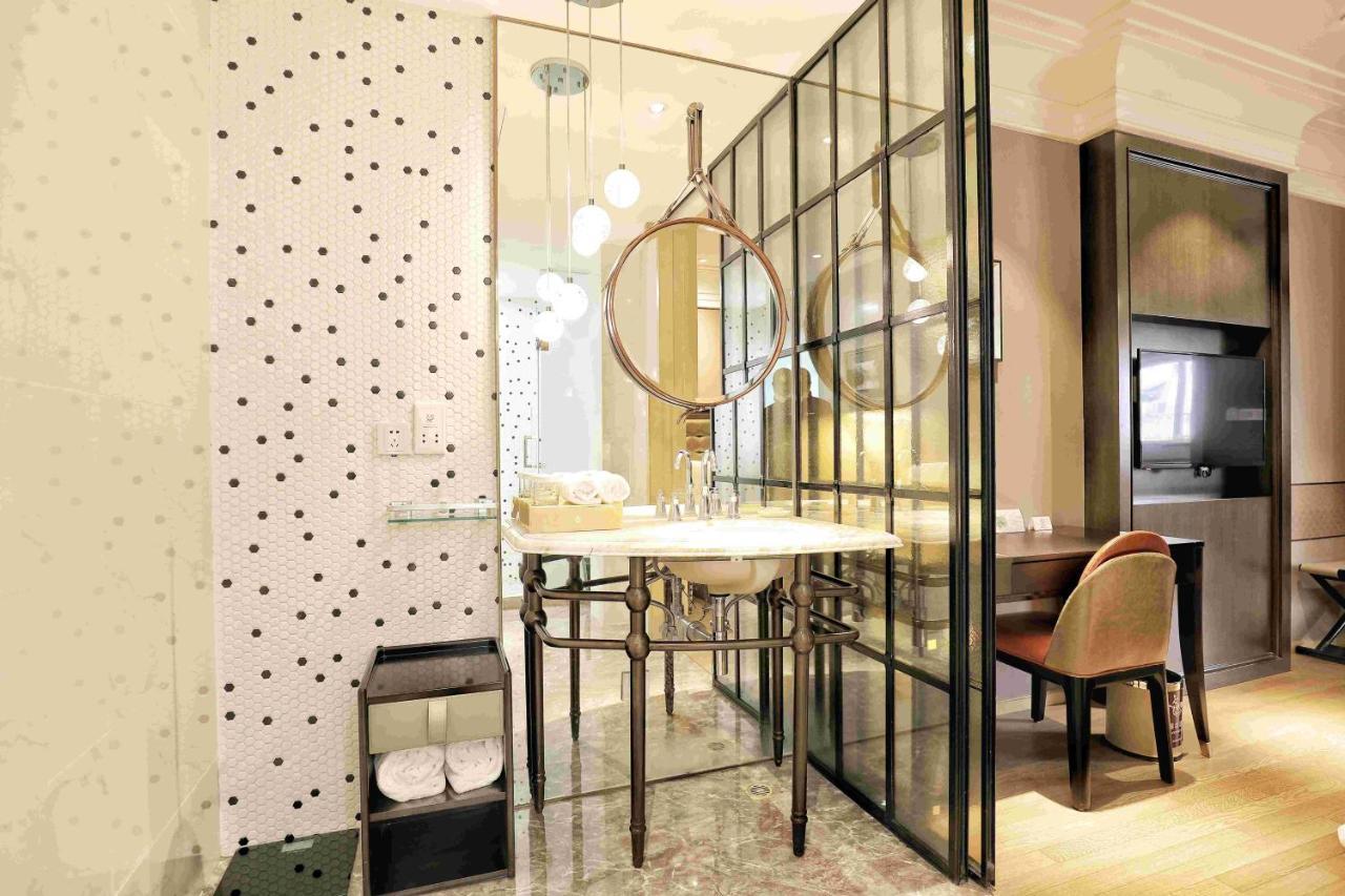 Jinjiang Metropolo Hotel Classic Nanjing Road Шанхай Екстериор снимка