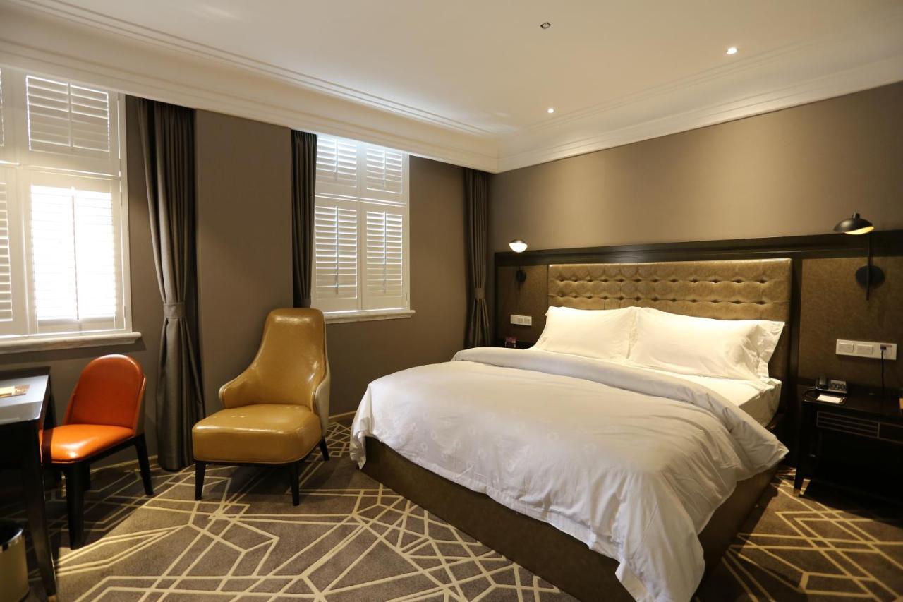 Jinjiang Metropolo Hotel Classic Nanjing Road Шанхай Екстериор снимка