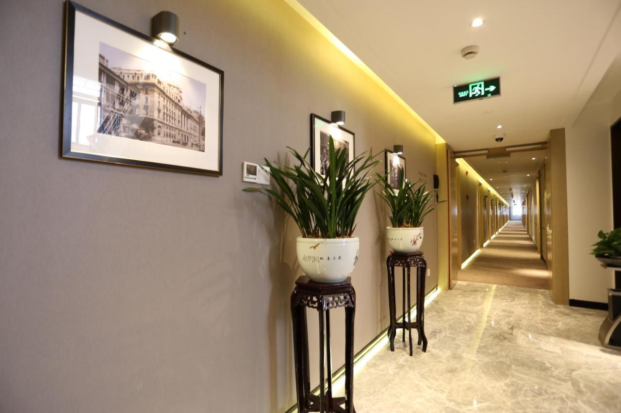 Jinjiang Metropolo Hotel Classic Nanjing Road Шанхай Екстериор снимка