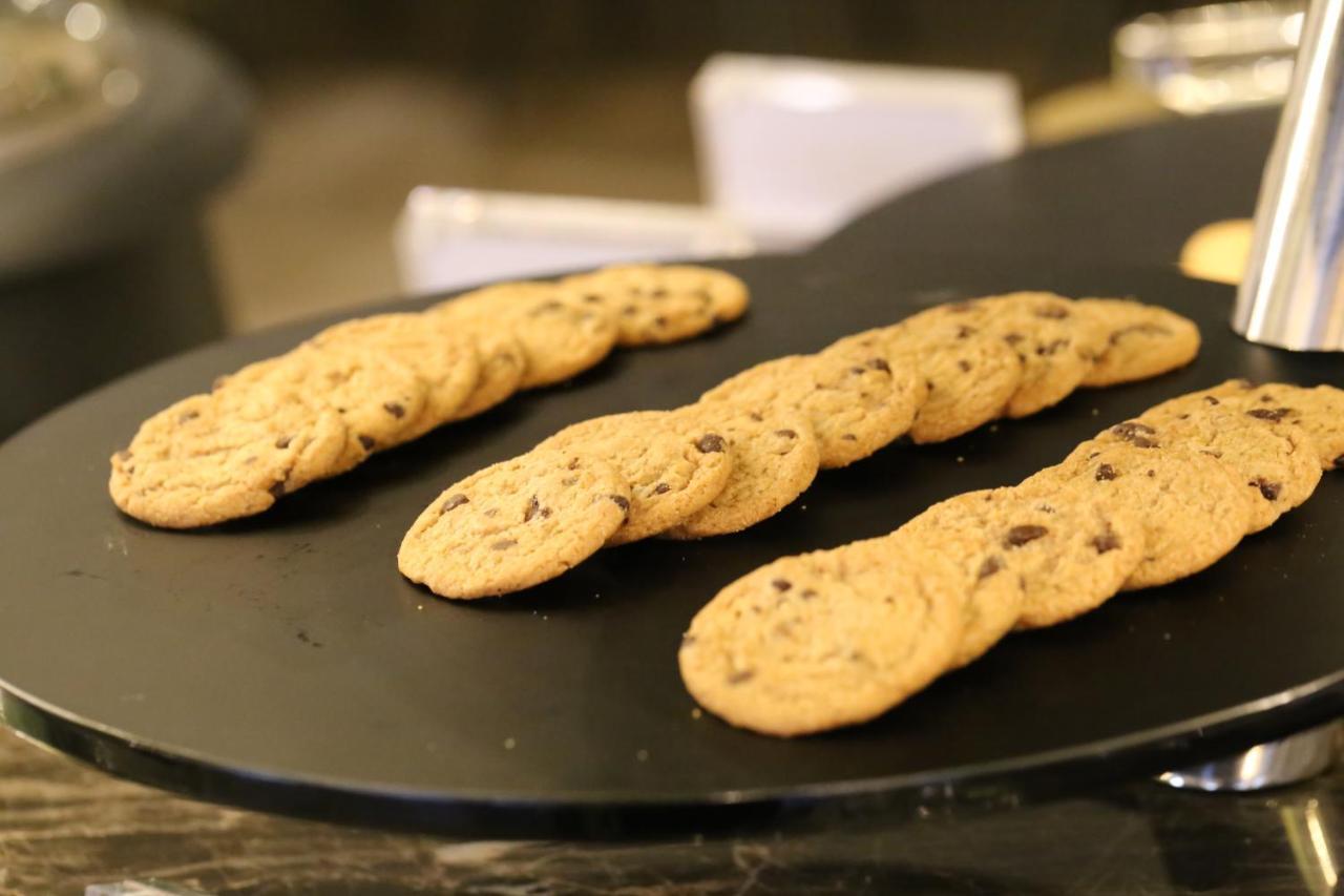 Jinjiang Metropolo Hotel Classic Nanjing Road Шанхай Екстериор снимка