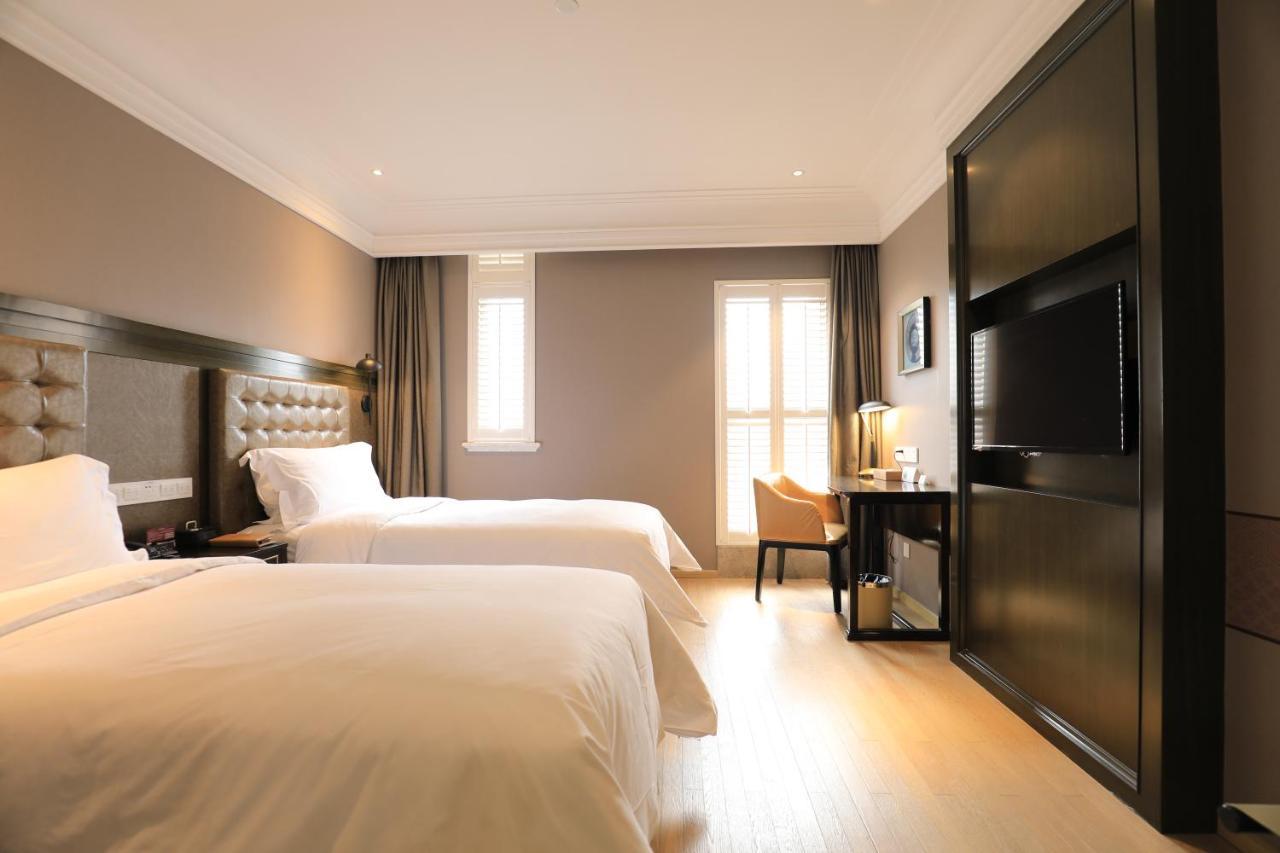 Jinjiang Metropolo Hotel Classic Nanjing Road Шанхай Екстериор снимка